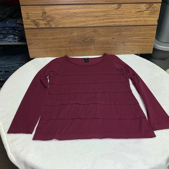 Ann Taylor burgundy long sleeve M top - Picture 8 of 8